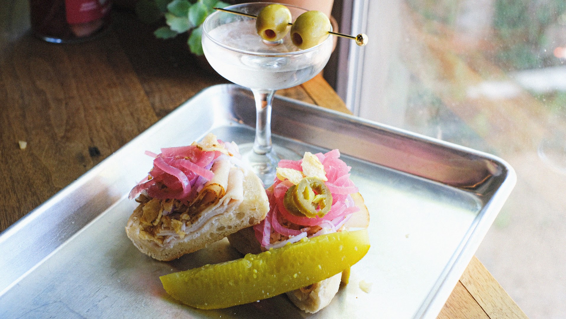 Coquito: appetizing photo of bar food