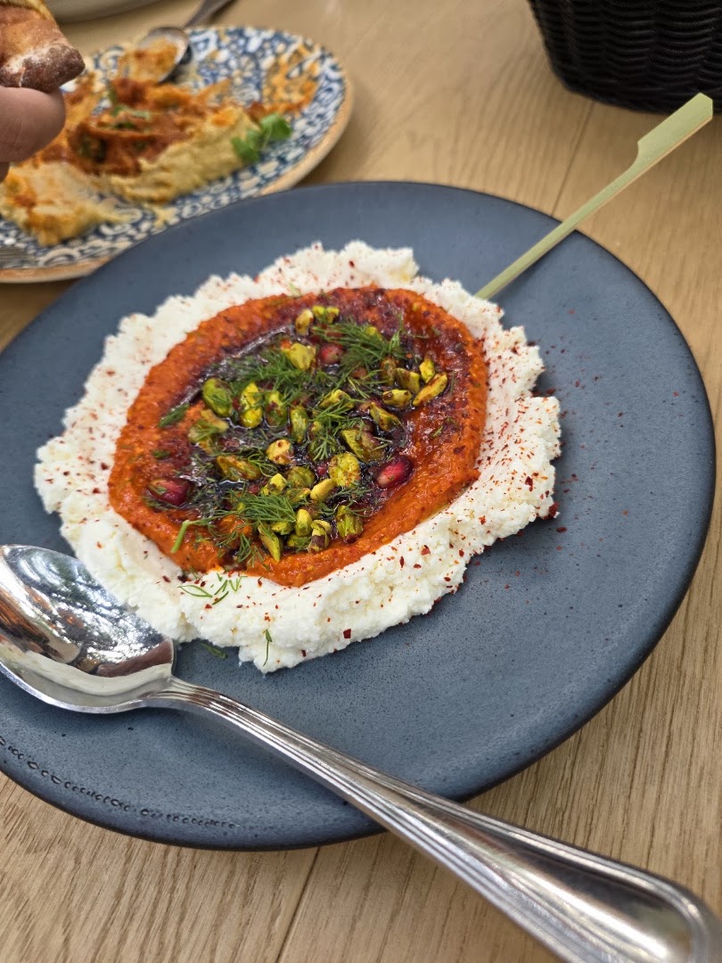 Ema: appetizing, high-quality food photography