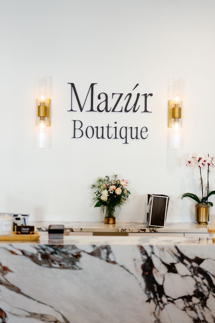 Mazúr Boutique: professional interior shop branding photo