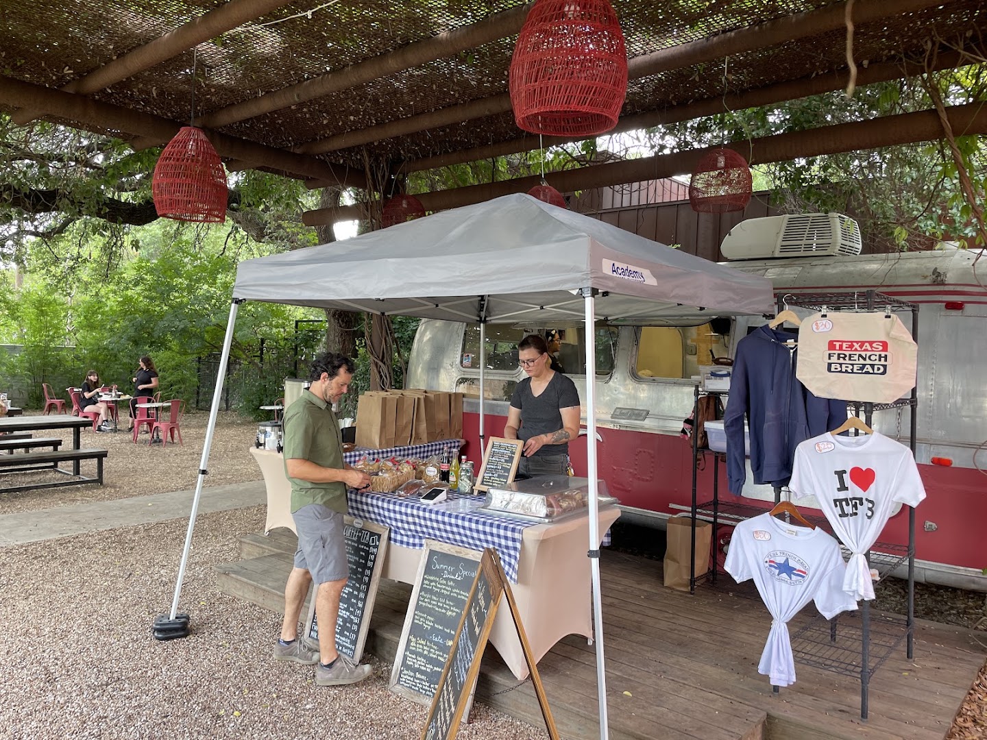 Texas French Bread: venue atmosphere and staff