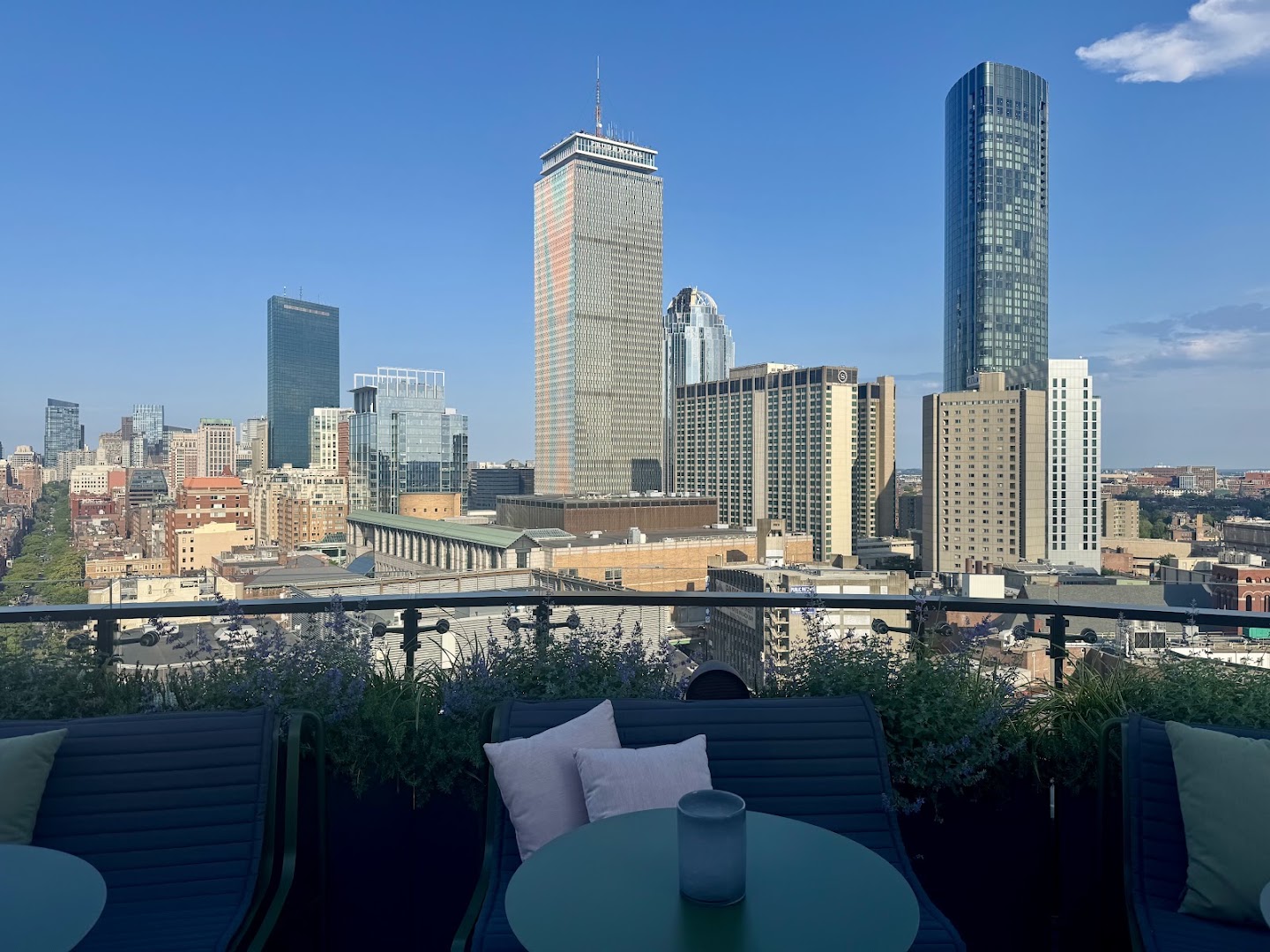 Bubble Bath: excellent view of the terrace