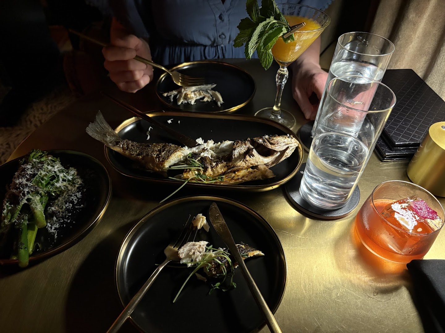 Extra Dirty Cocktail Club: appetizing food and drink photography
