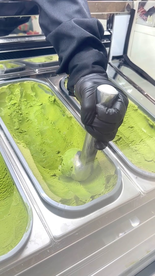 Mizu Matcha: appetizing photo of matcha ice-cream