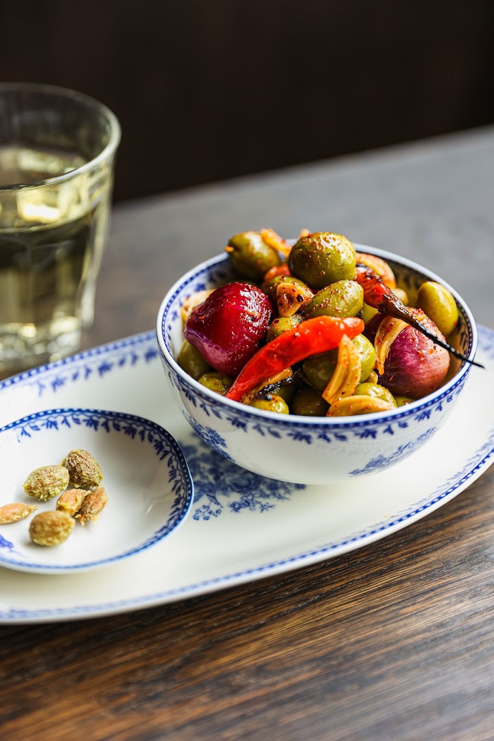 Mother's East Tavern: appetizing, high-quality food photography