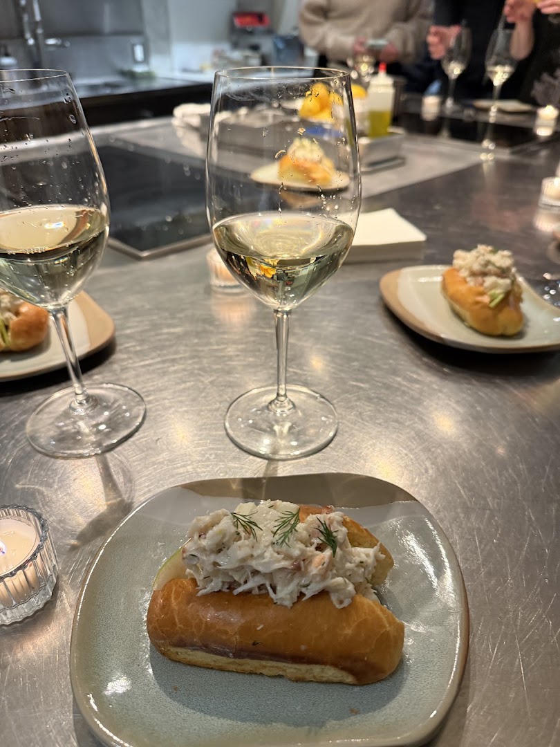 Perch: appetizing food and drink presentation