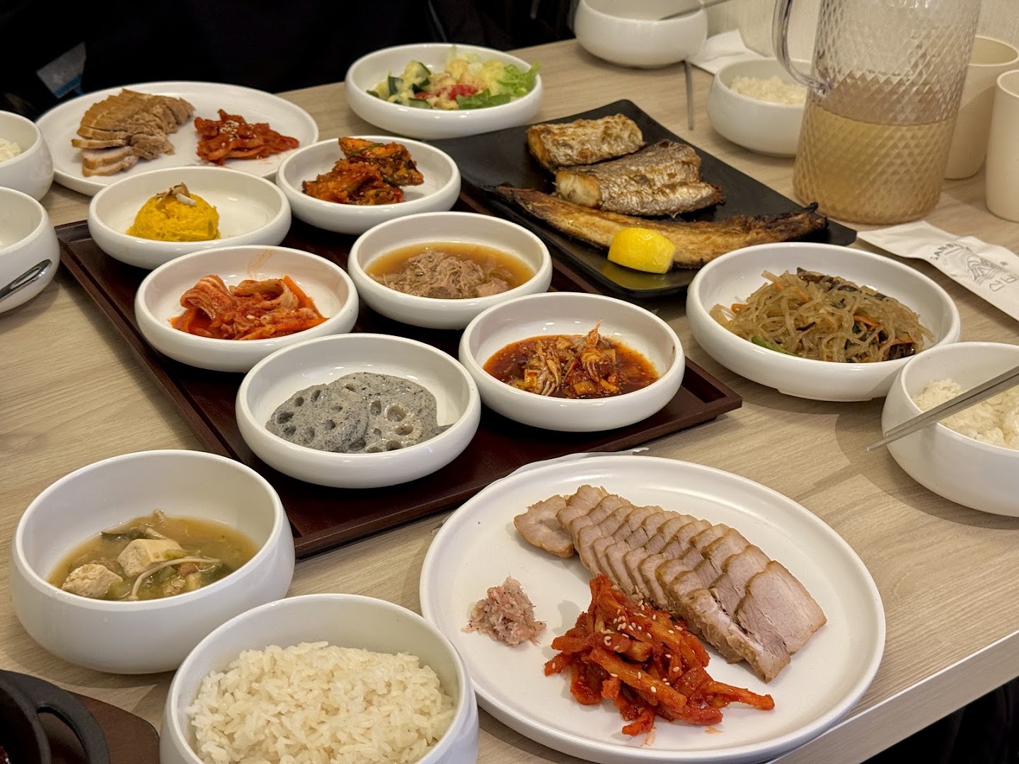 Sanbada: appetizing photo of restaurant food