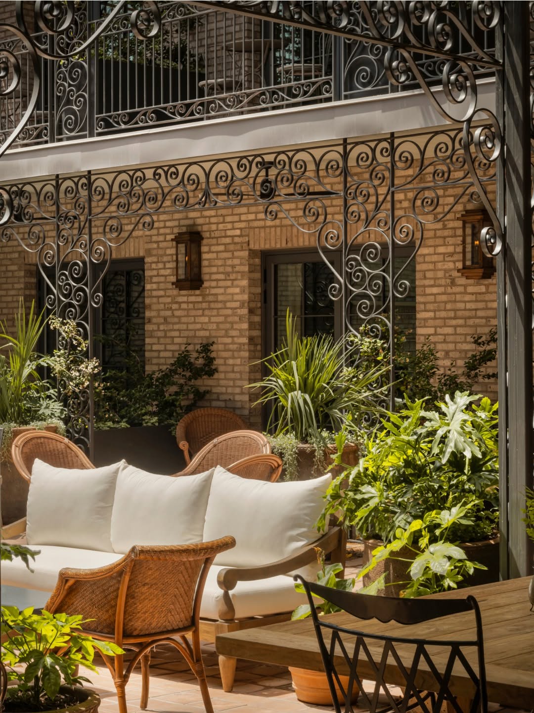 Bar Daniel: attractive and professional venue photo