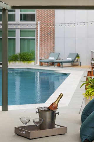 Live Oak Charleston: inviting, high-quality hotel pool scene
