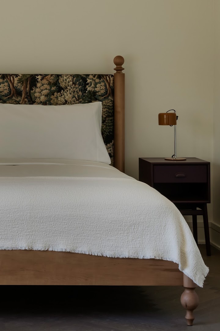 The Nickel Hotel: high quality hotel room photo