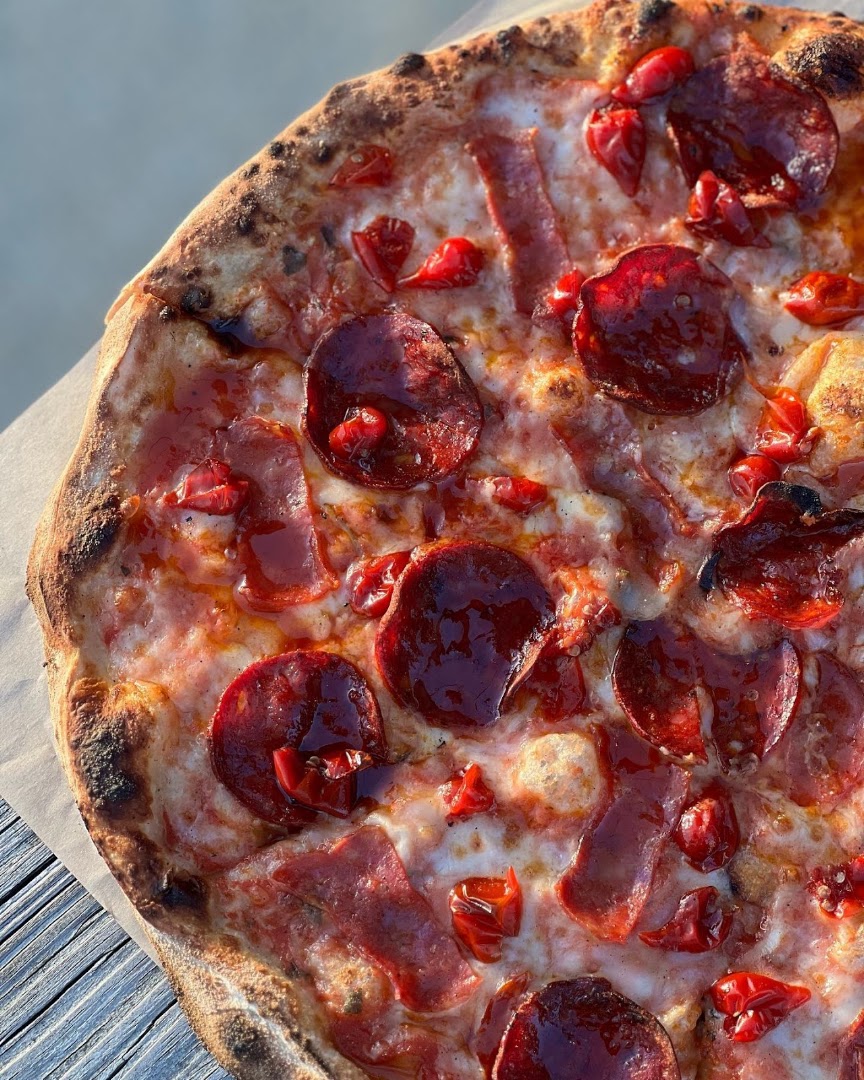 Timber Pizza Co.: appetizing, high-quality food photography