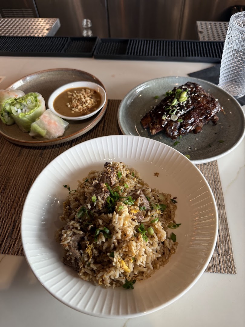 Two Bit Club: appetizing, clear photo of food