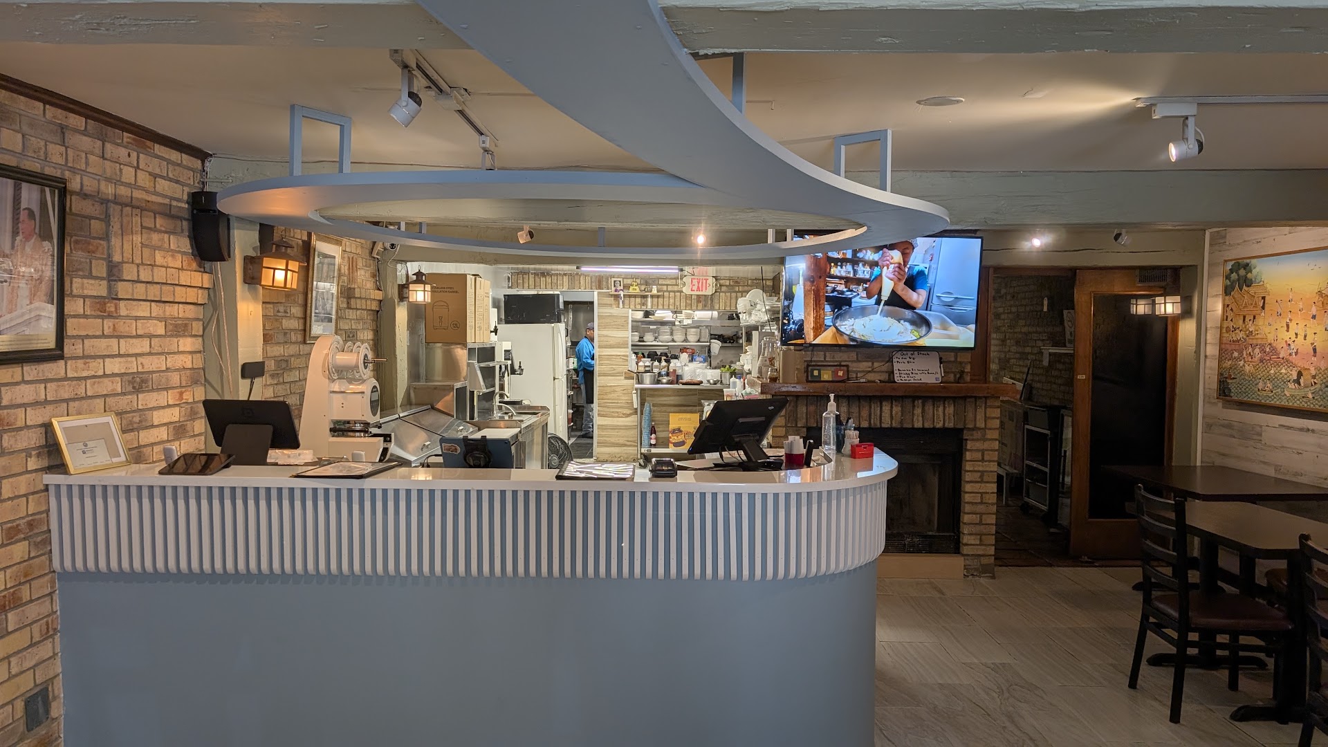 Medee Thai Kitchen: clear view of restaurant interior