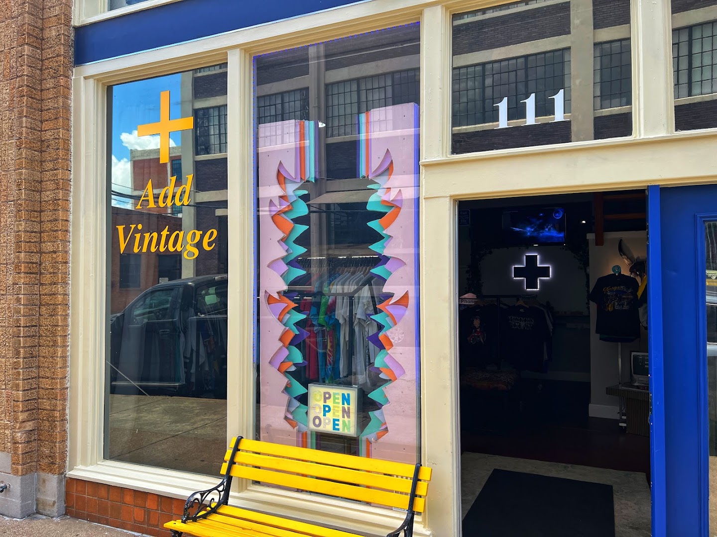 Add Vintage: clear storefront photo showing shop