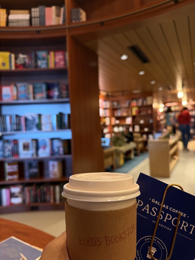 Bird's Bookstore: inviting atmosphere and bookstore interior