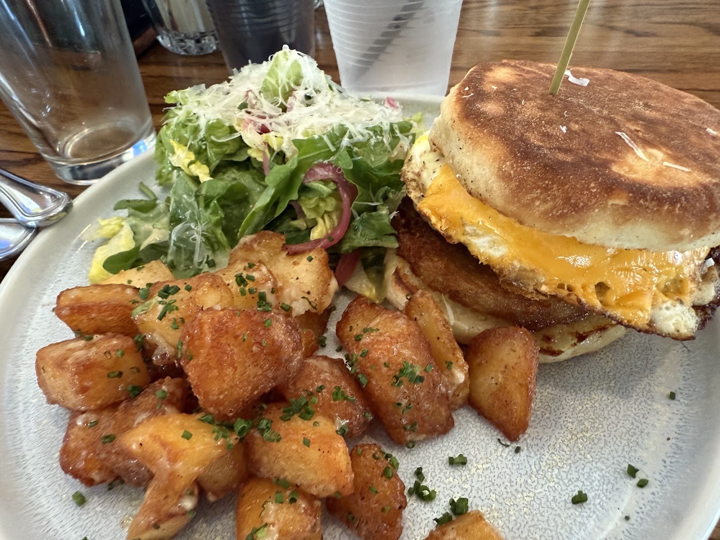 Hendy's on Henderson: appetizing, high-quality food photography