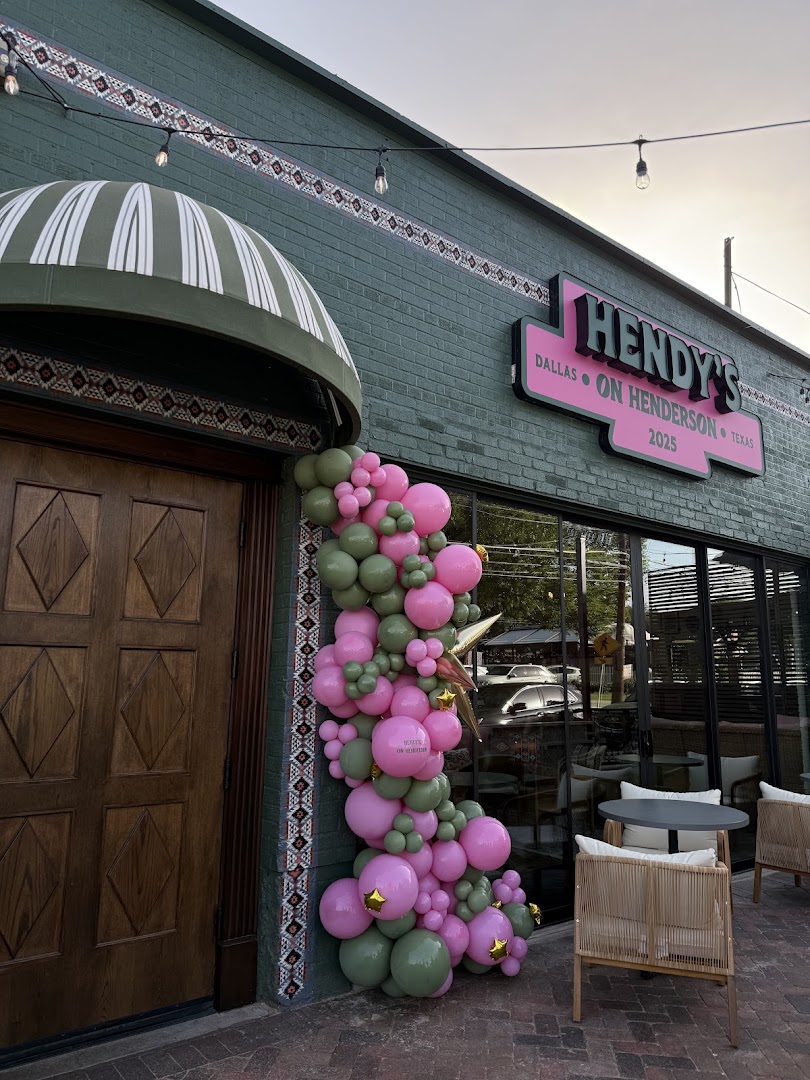 Hendy's on Henderson: attractive exterior shot of venue
