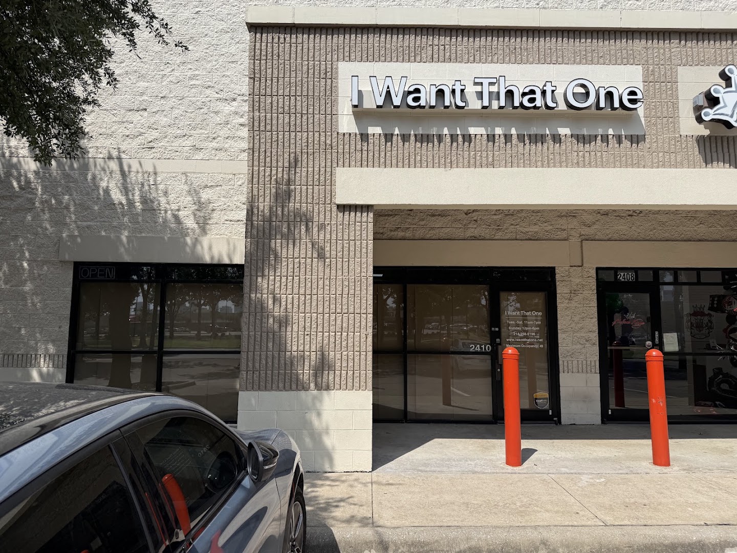 I Want That One: clear storefront photo of shop