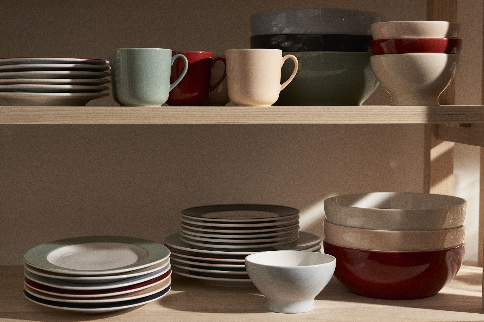 KD Biel: high quality product display photo