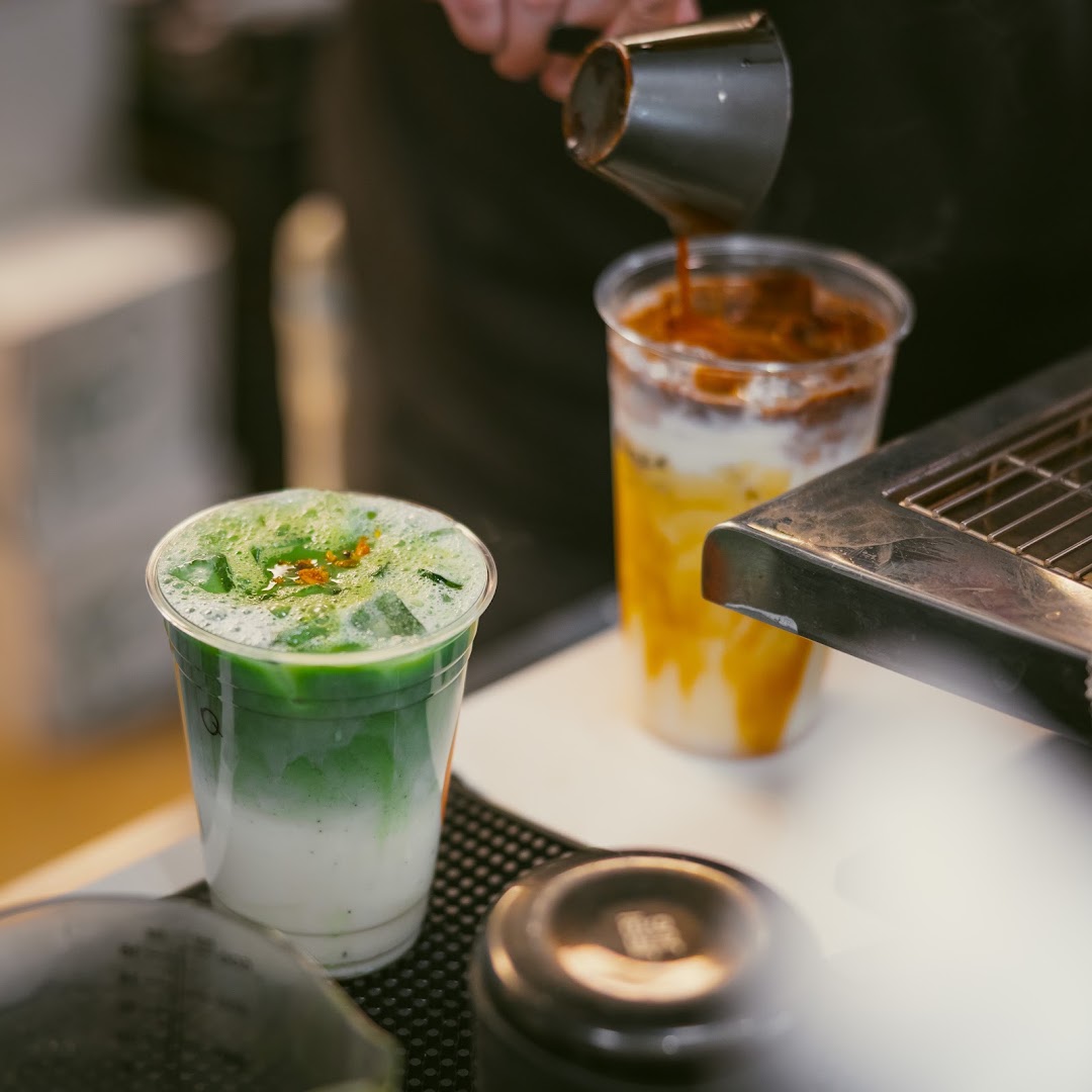 Killer Joe: high quality drink preparation photo