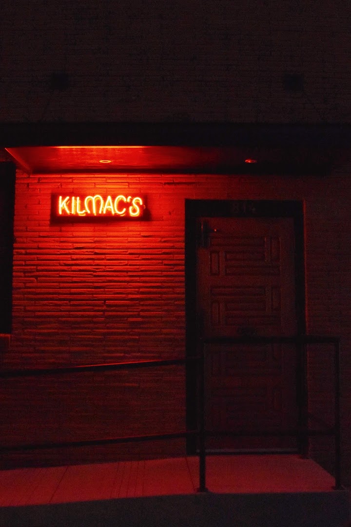 Kilmac's: atmospheric exterior shot of venue