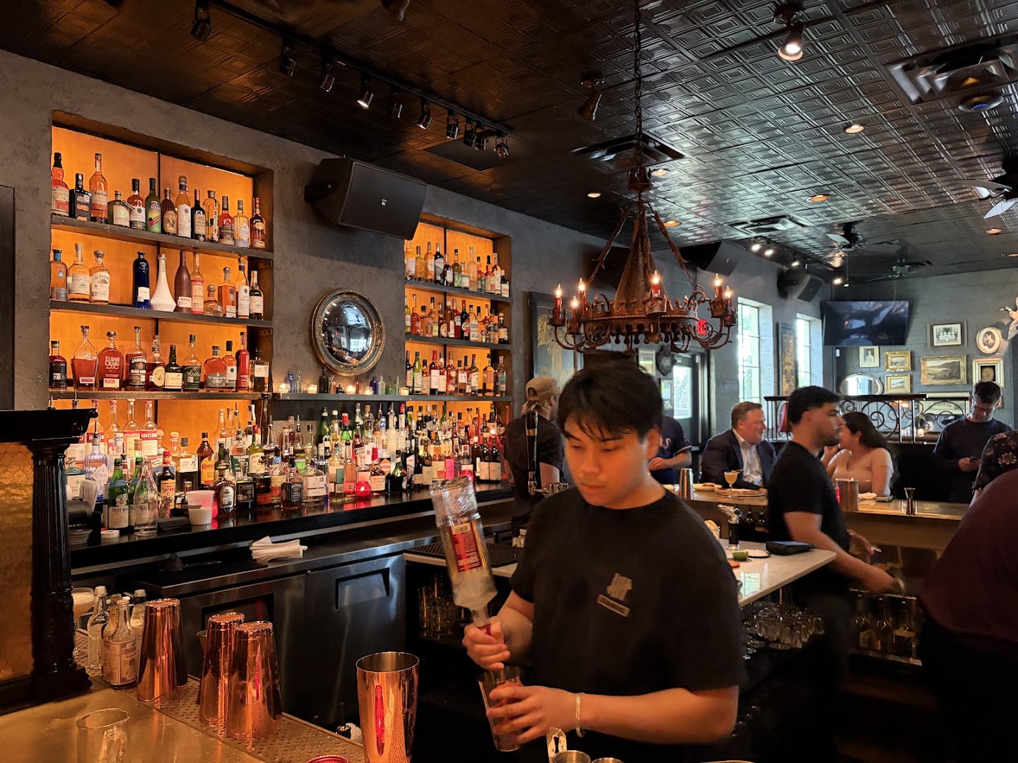 Kilmac's: high quality interior bar shot