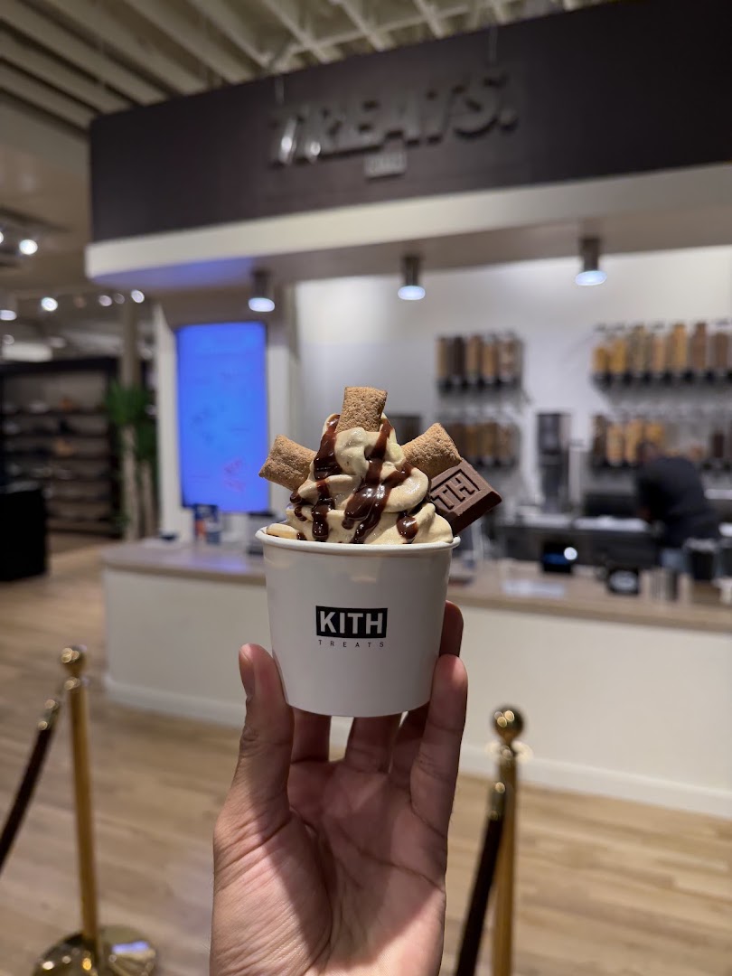 Kith Dallas: high quality product photo