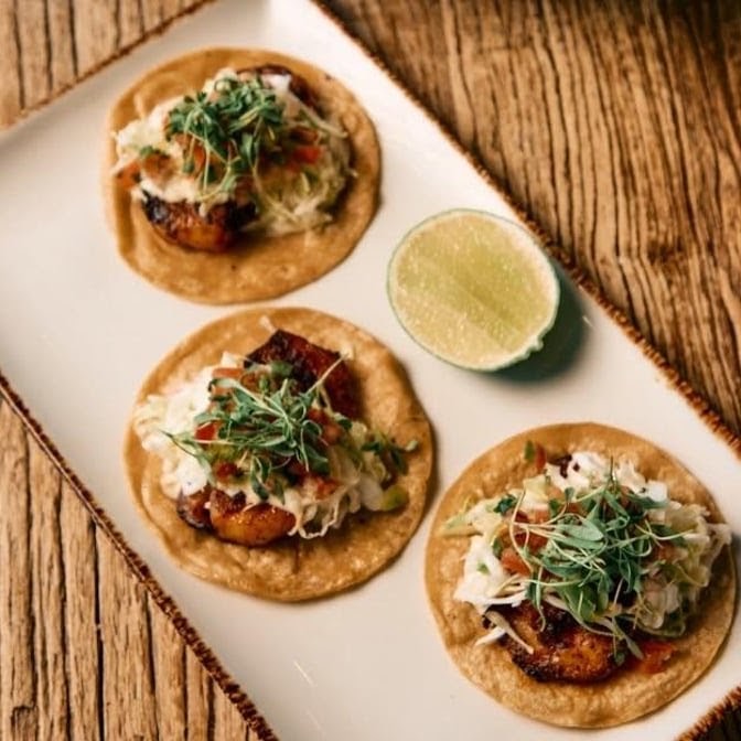 Luna Roja: high quality, appetizing food photo