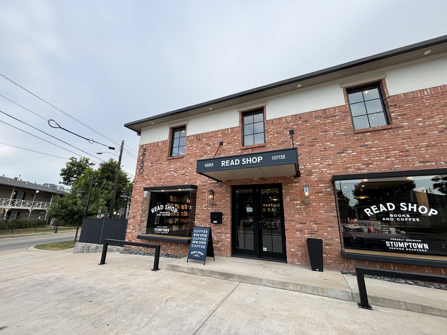 Read Shop: clear, professional storefront photo