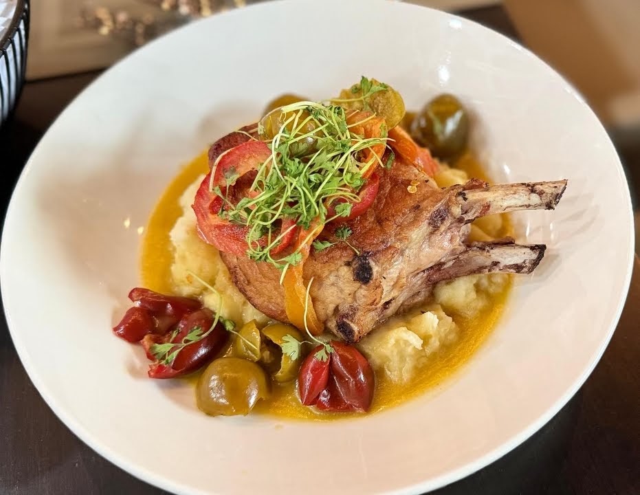 Urban Italia: high quality, appetizing food photo