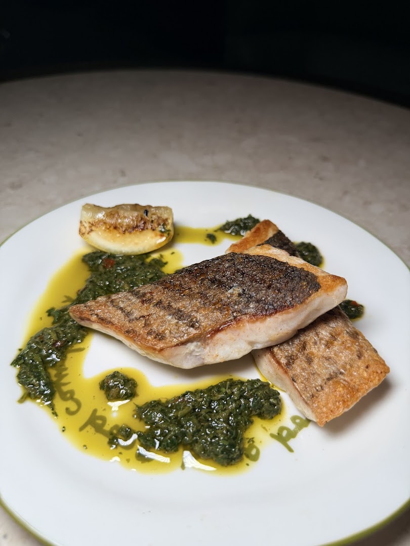 FiNO: appetizing, high-quality food photography