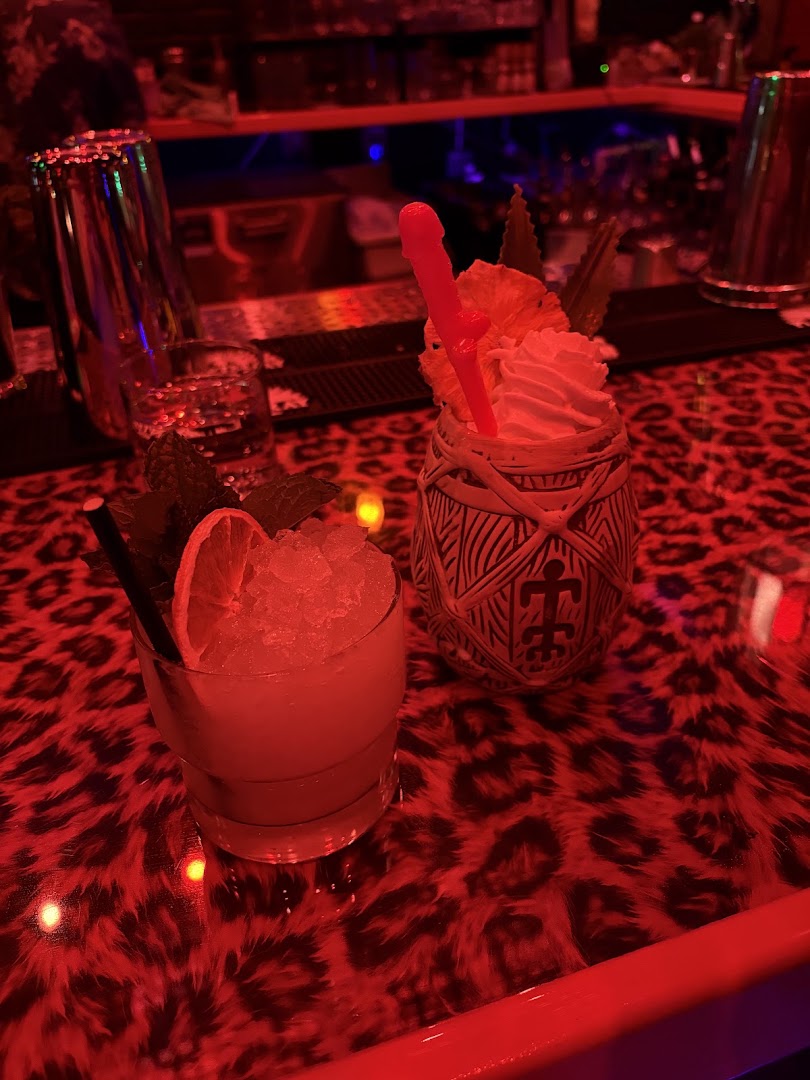 Hell or High Water Tiki: appealing tiki cocktails and atmosphere