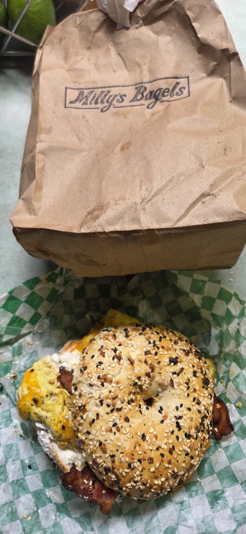 Milly's Bagels: appetizing food and branded packaging