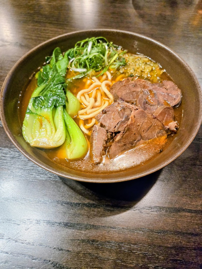 Pig & Tiger: appetizing, high-quality food photography
