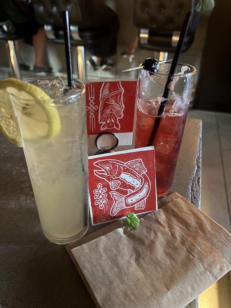Pigeon: appetizing drinks and clear presentation