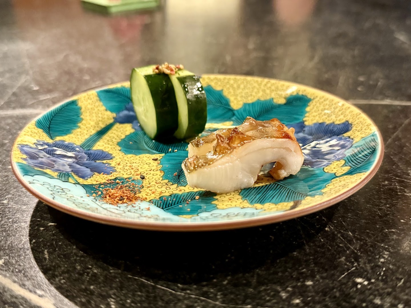 Hide Sushi: appetizing, high-quality food photography