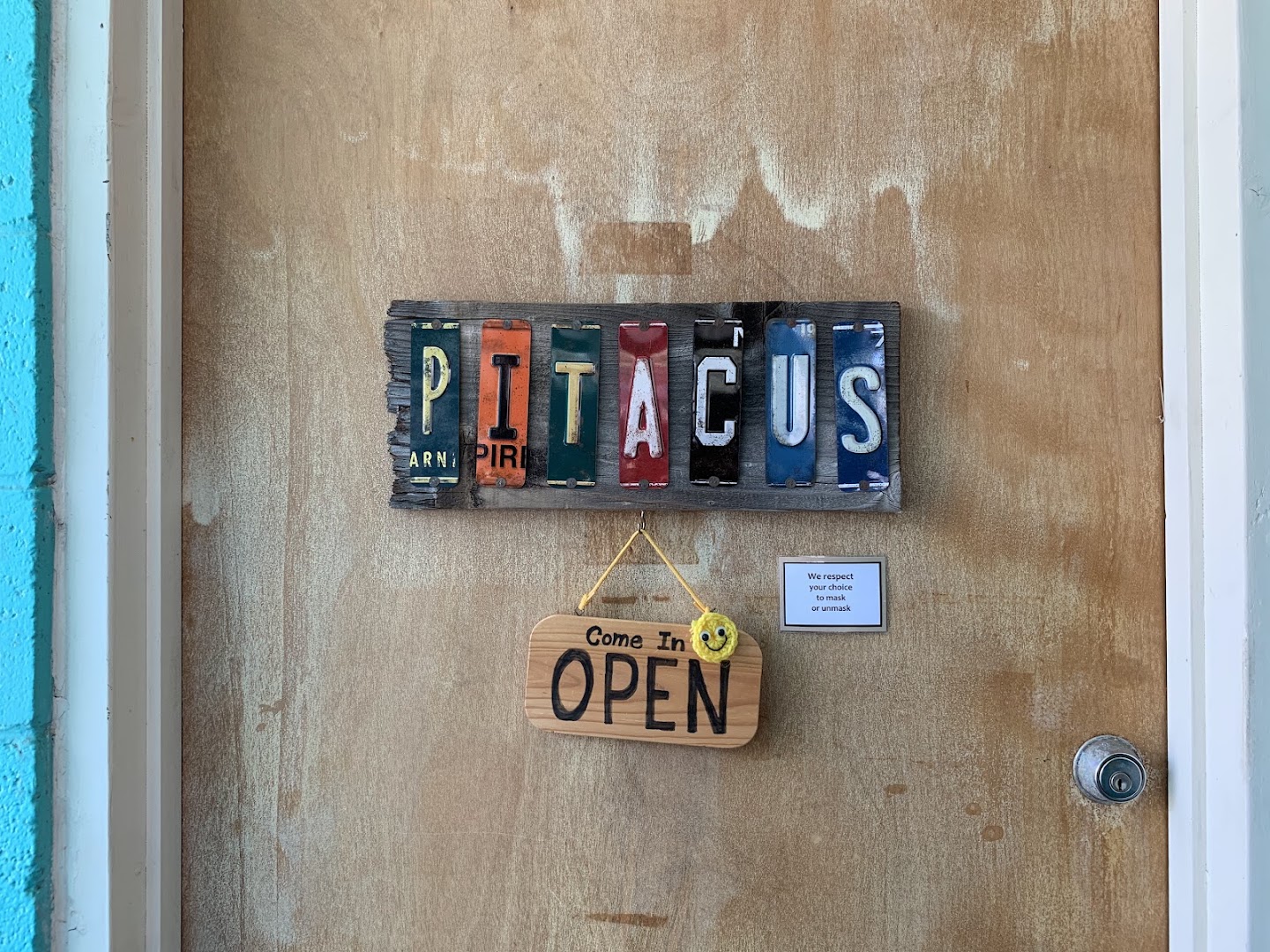 Pitacus Chop Art: clear photo of shop signage