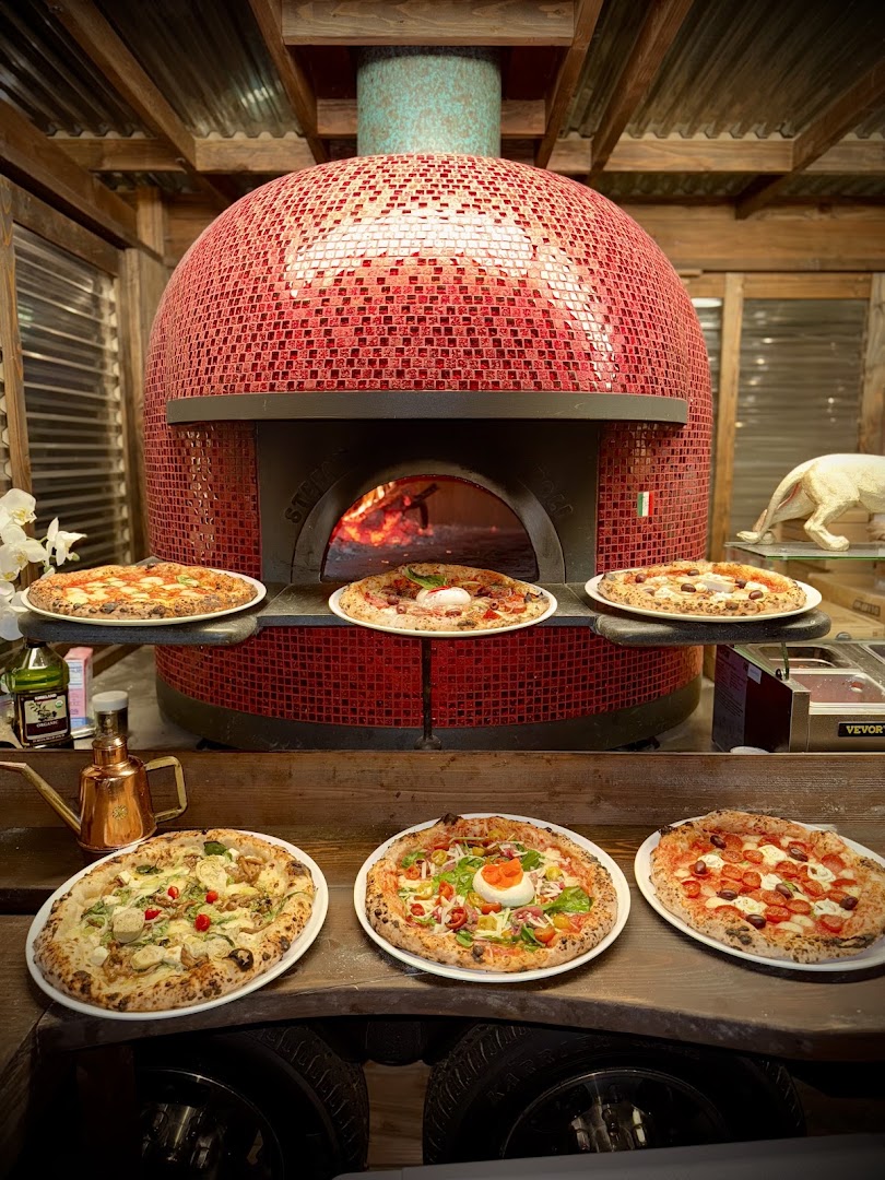 Zucchi Pizza: appetizing food and professional photography