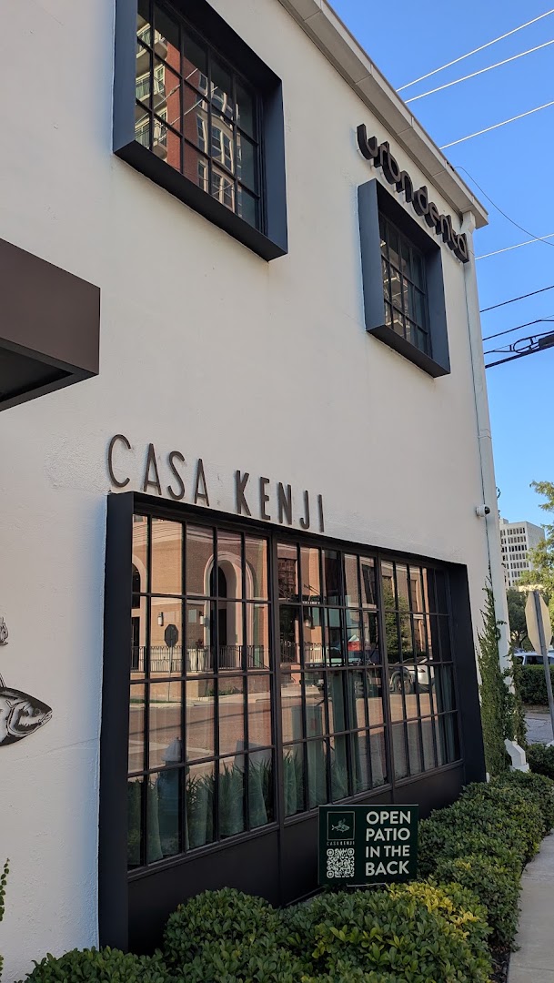 Casa Kenji: clear exterior shot of venue
