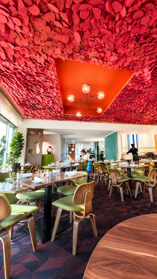 Chrôma: high quality interior atmosphere shot