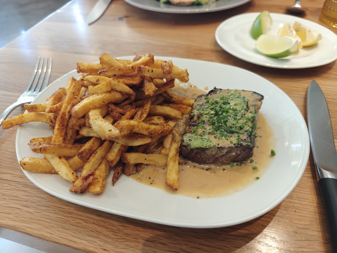 Fielding's Steak: appetizing, high-quality food photography