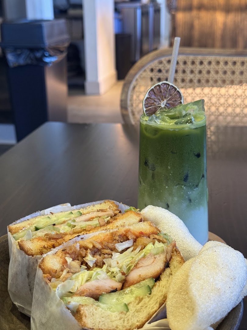 Third Place: appetizing food and drink photography
