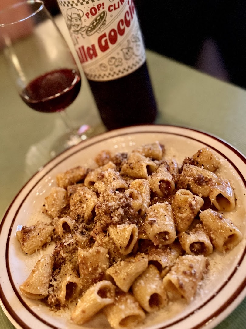 Tiny Champions: appetizing food and wine shot