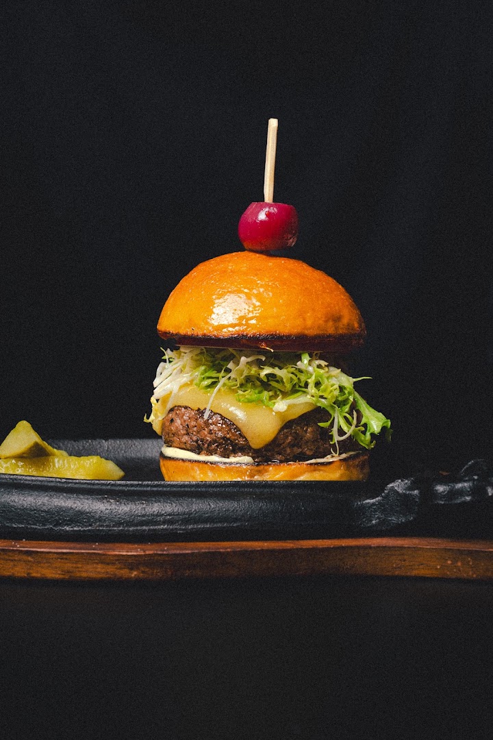 Toga: professional high-quality food photography