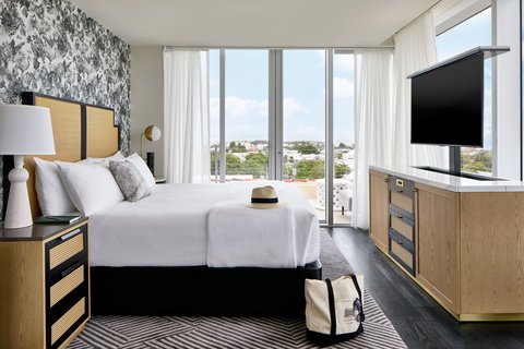 La Concha Key West, Autograph Collection: professional, high-quality hotel room photo
