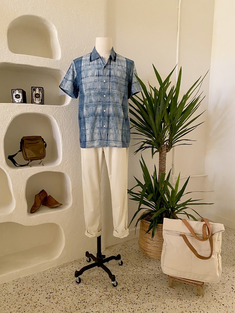 Luna Boutique: professional product display photo