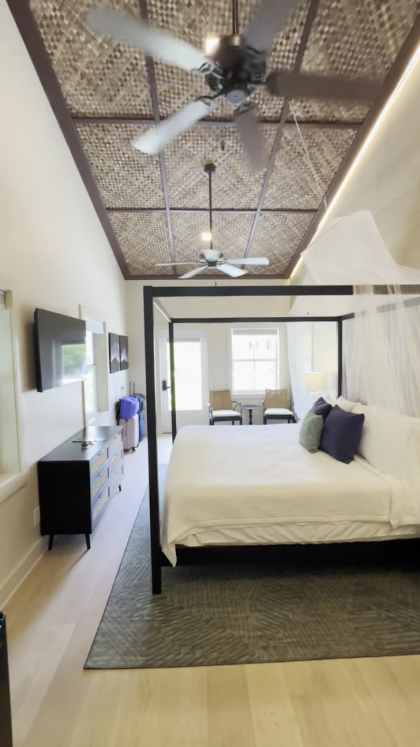 The Key West Hotel: high quality hotel room photo