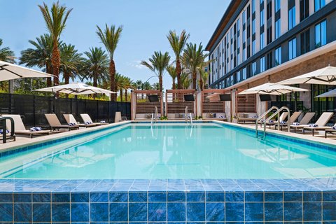 AC Hotel Las Vegas Symphony Park: high quality hotel pool photo