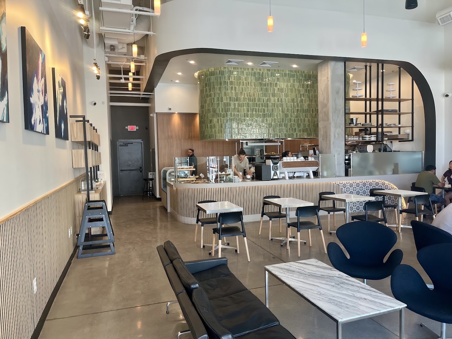 Baguette Cafe: clear shot of venue interior