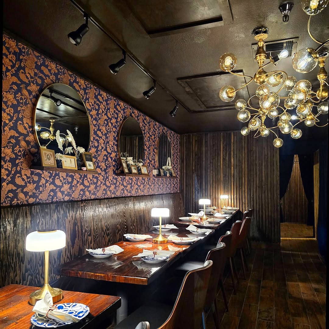 Jipata: high quality interior atmosphere shot