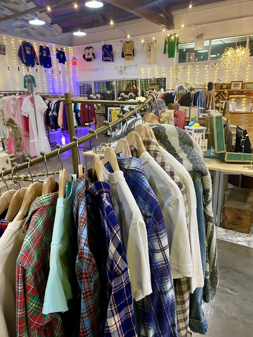 Old School Vintage: clear, inviting shop interior photo